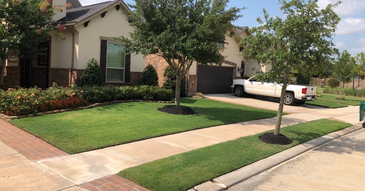 eco-friendly lawn care service Houston, TX